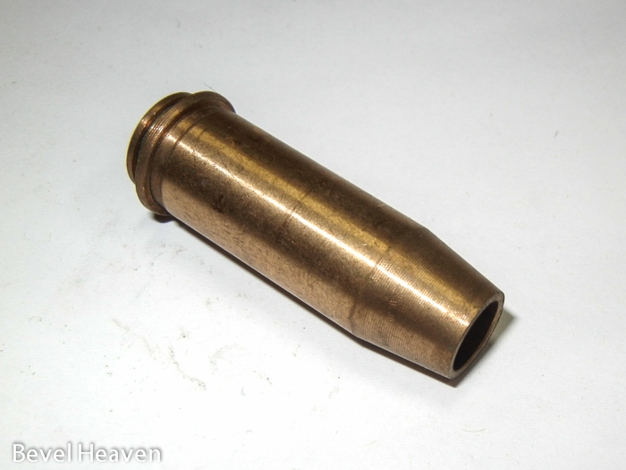 Valve Guide - Intake Pantah O/S
