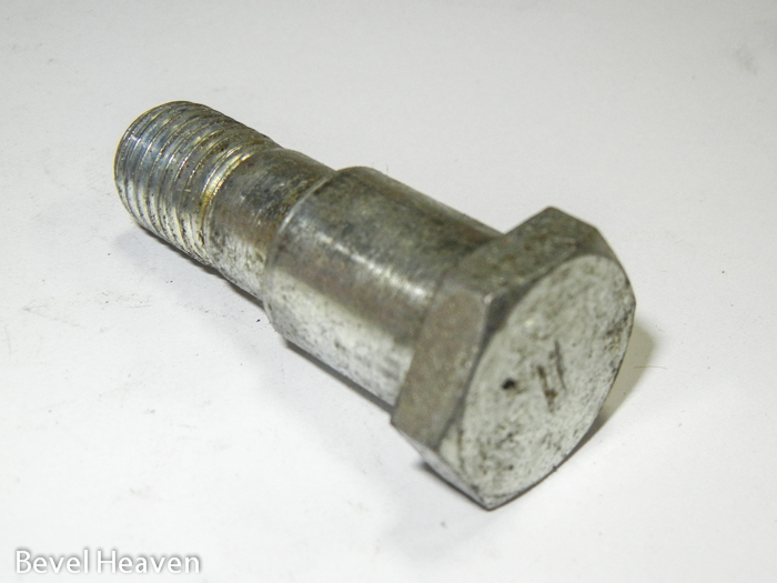 Bolt - Footrest - 600TL