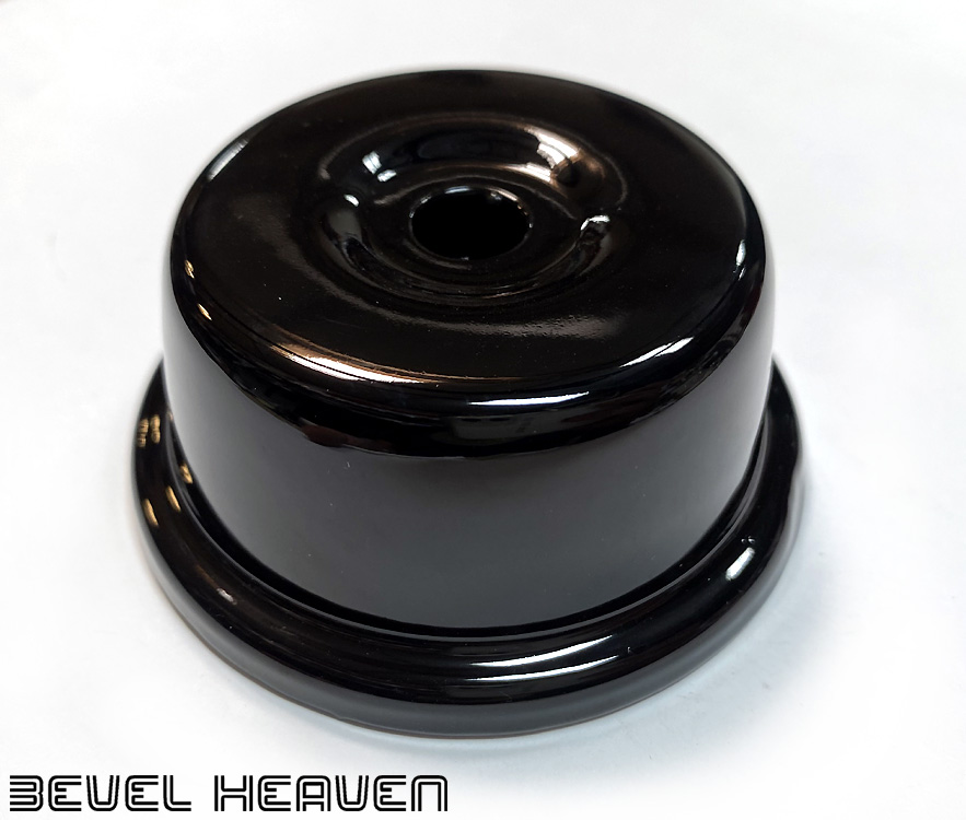 Oil Filter Cover - 860/900 Bevel