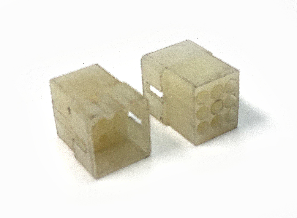 Molex 9 pin connector - female