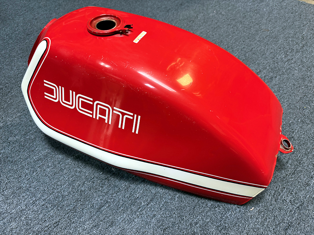 Gas Tank - Darmah (Modified)