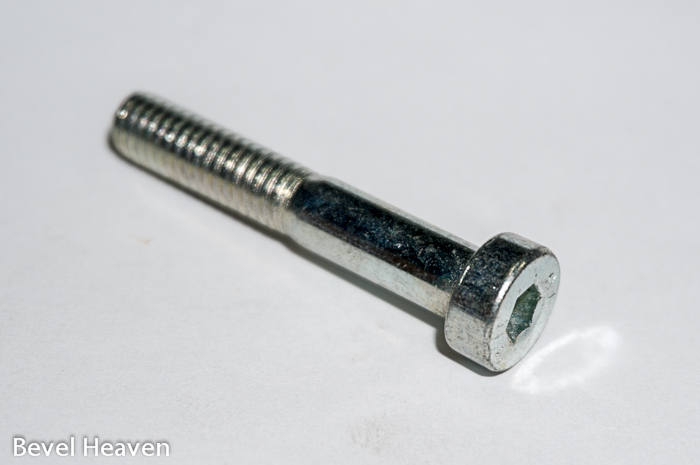 Bolt - M6 x 35