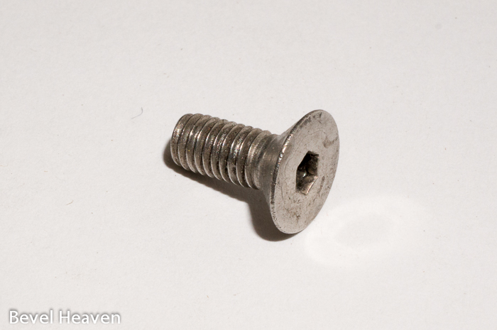 Screw - M5 x 12