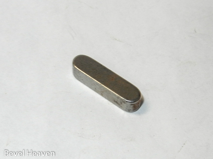 Key -  3.9 x 3.9 x 9.9