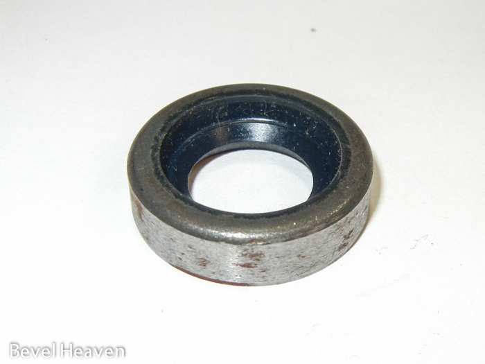 Seal - 15 x 26 x 7