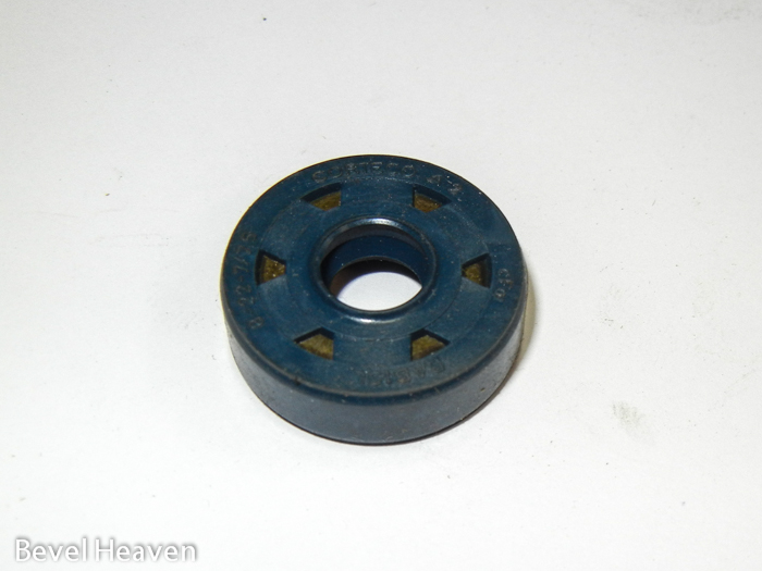 Seal - 851 Clutch Rod