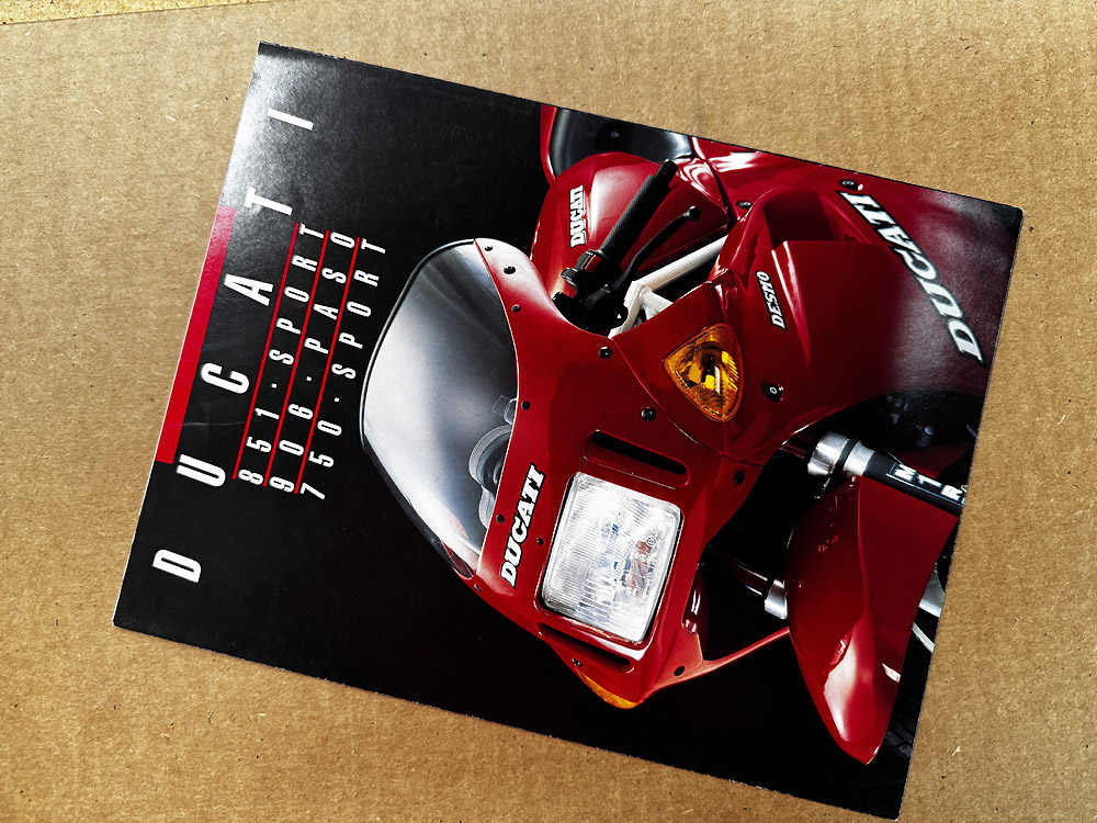 Brochure 851 Sport 906 Paso 750 Sport - 8 page