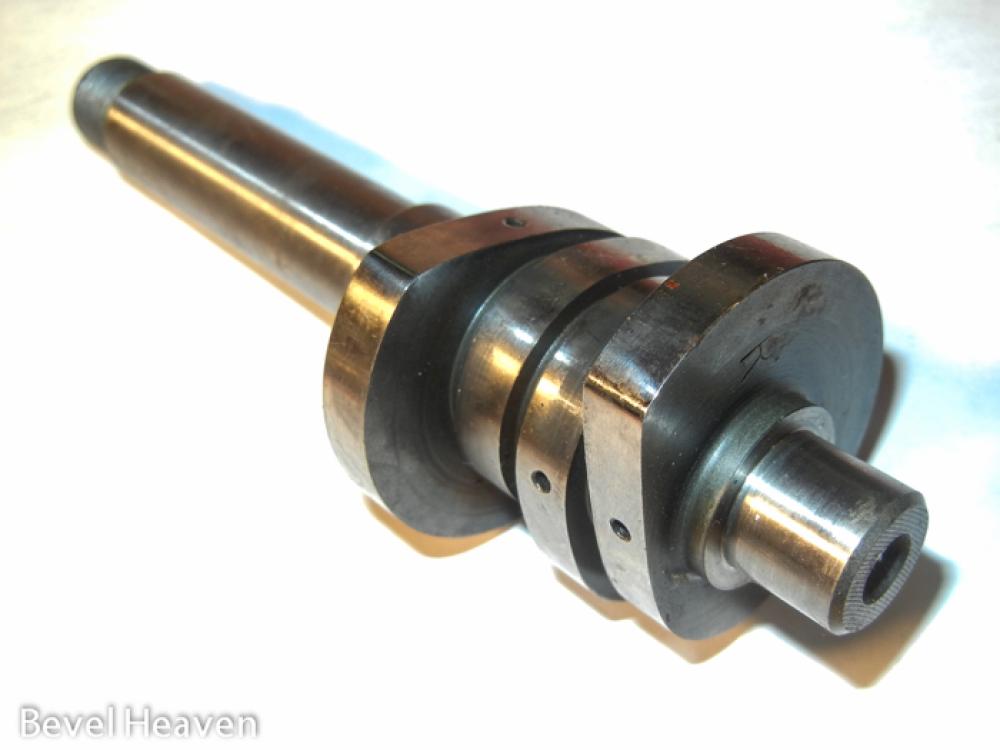 Camshaft - Front 750F1