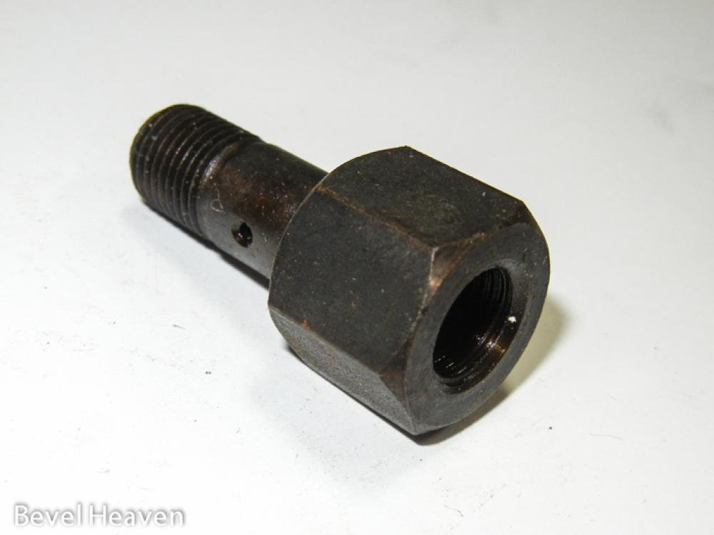 Oil Adapter Thing - 750F1