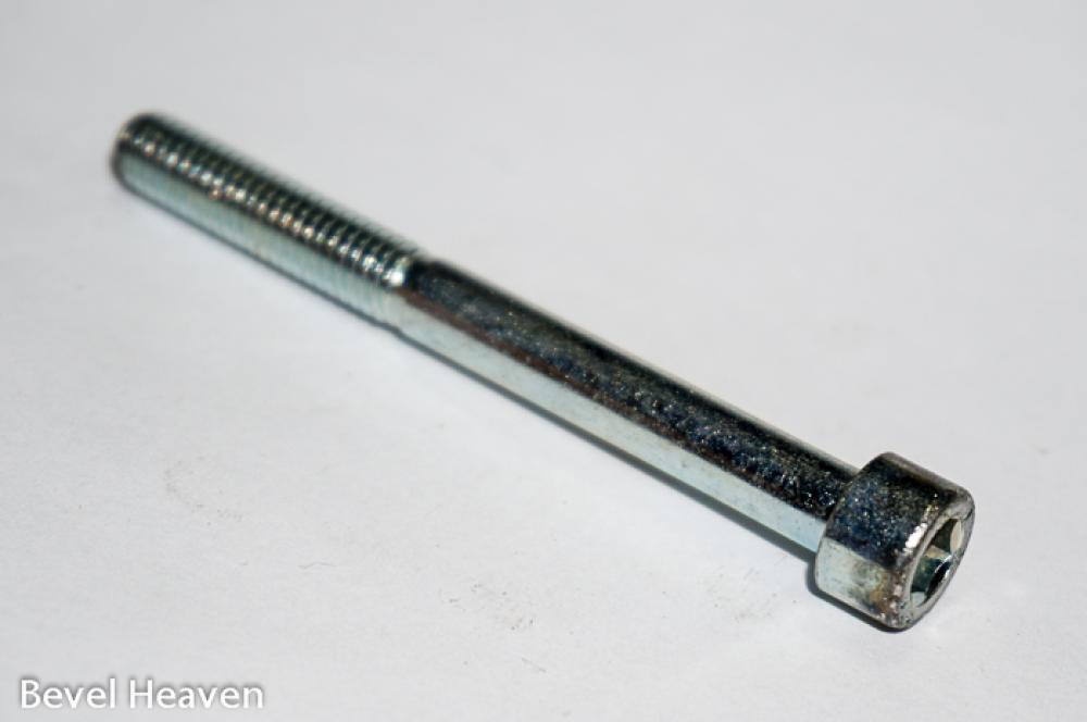 Bolt - M6 x 60