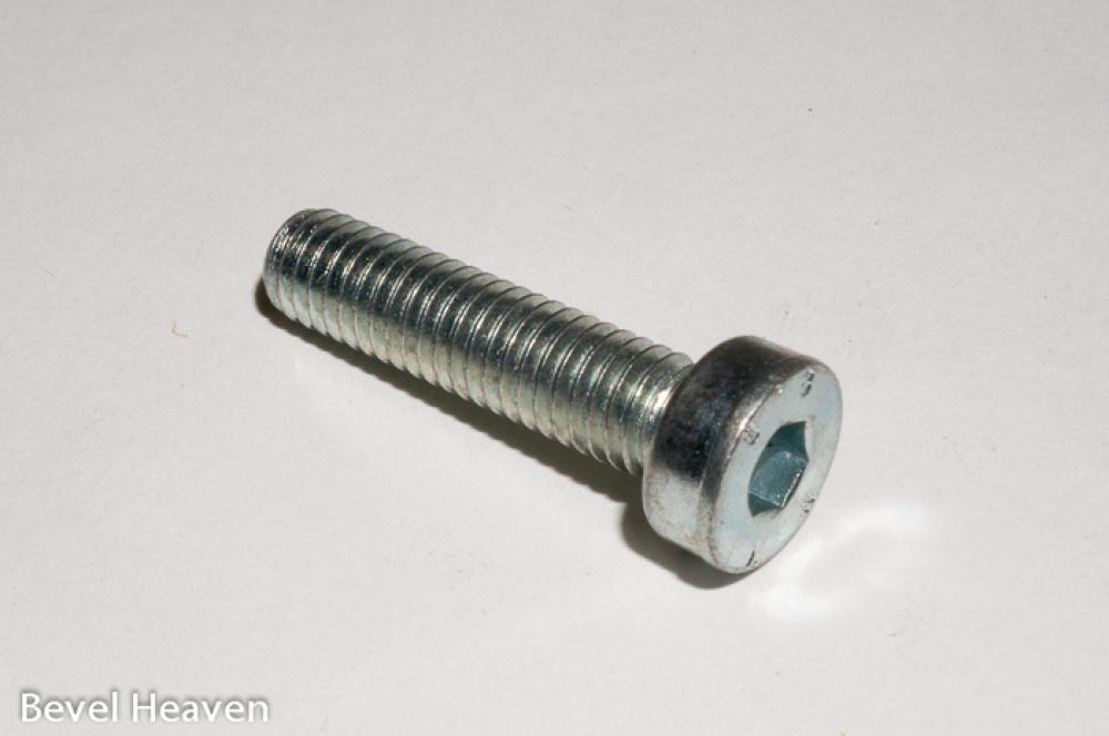 Screw - M6 x 25