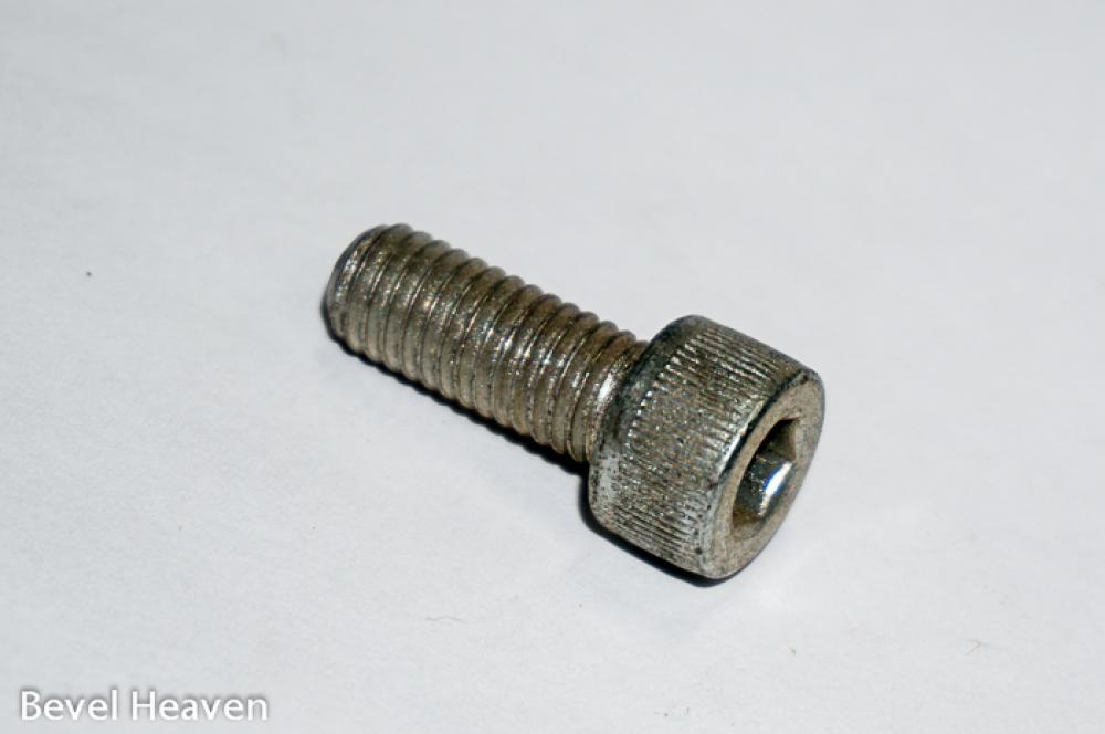 Bolt - M8 x 20