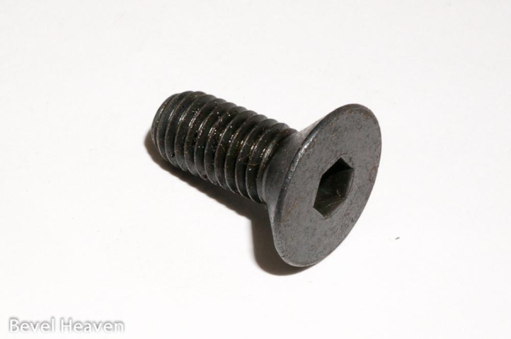 Screw - M8 x 20