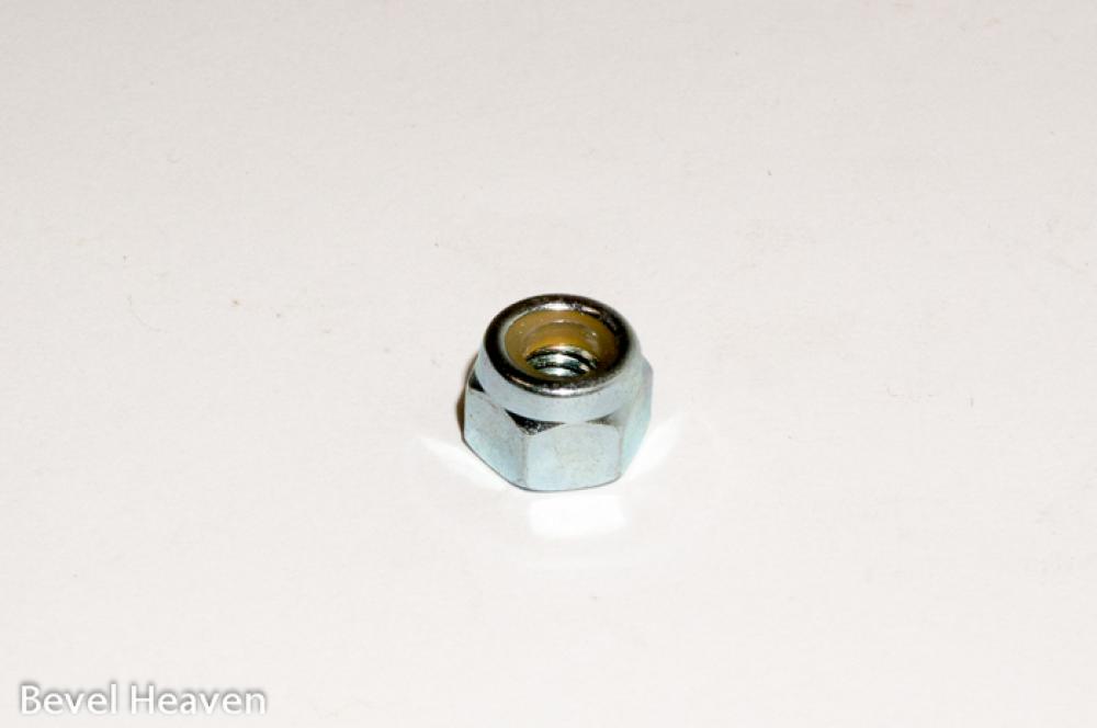Nut - M6 Nylock