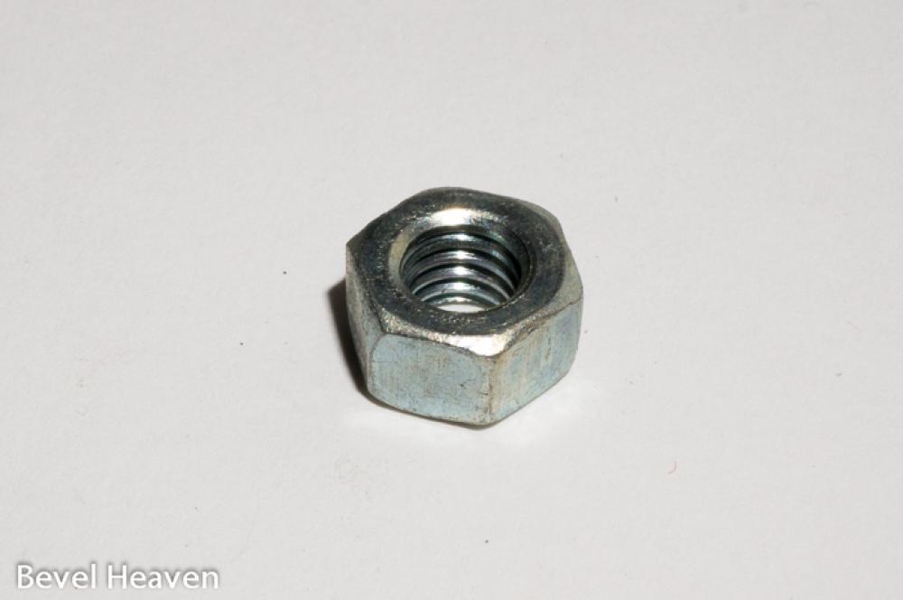 Nut - M5
