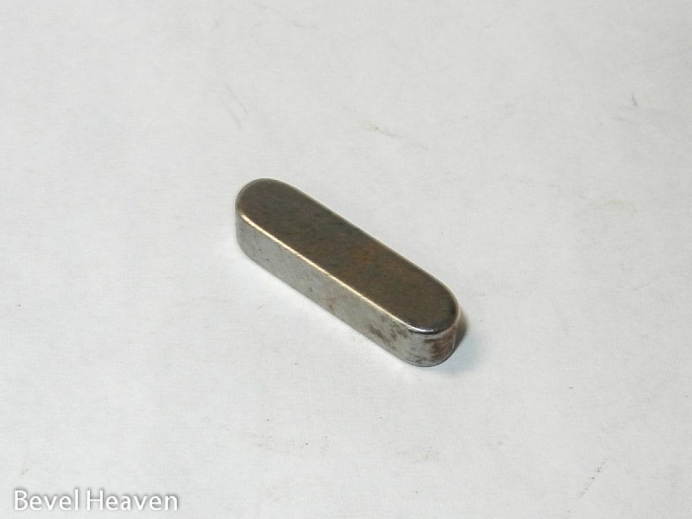 Key -  3.9 x 3.9 x 9.9