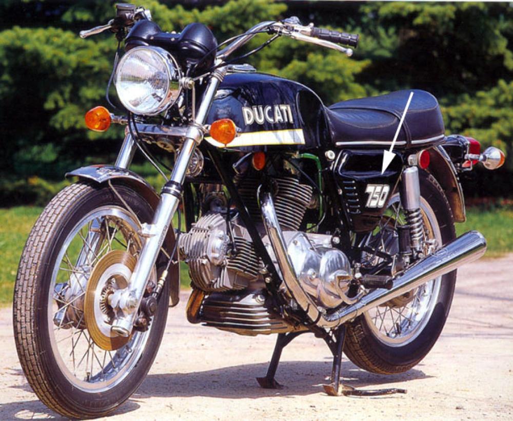 Sticker: 1972-3 750GT Sidecover '750' w/outline