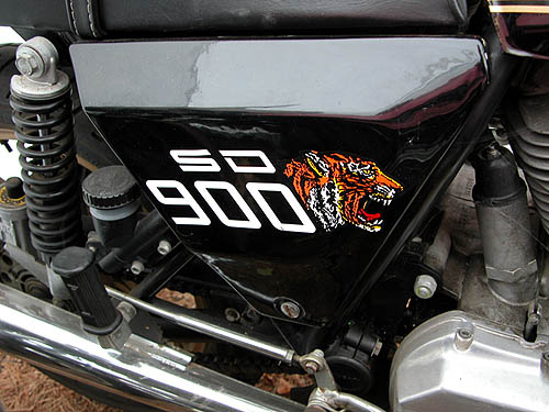 Sticker Set: SD900 or SS900 [tiger] Darmah sidecover set