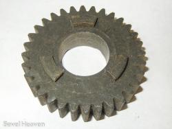 Gear - Layshaft 3rd 32 Teeth 750F1