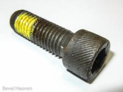 Bolt - RH Footrest GT