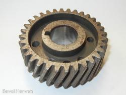Gear - Primary 32 Teeth 900