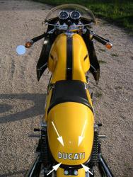 Sticker: 750 SPORT - Seat - DUCATI [choose WHITE or RED]