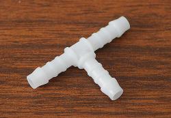 1/4" Plastic "T" Fitting for Fuel Hose