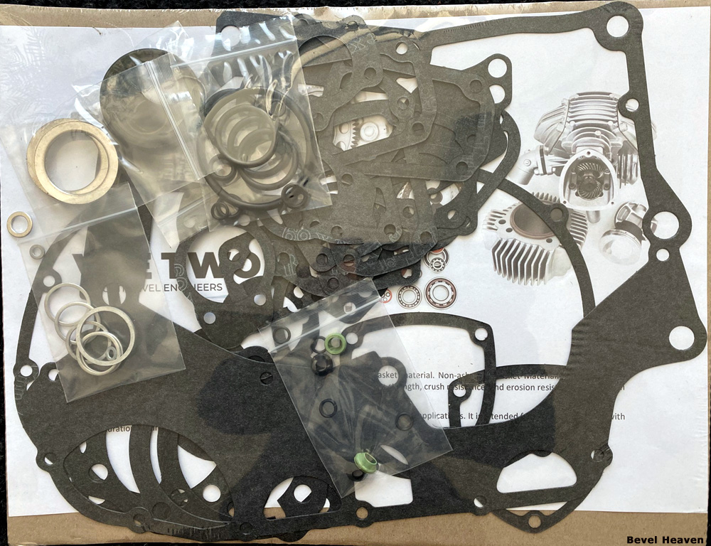 Gasket & Seal Kit - Sq Case Early Stator Ign Type